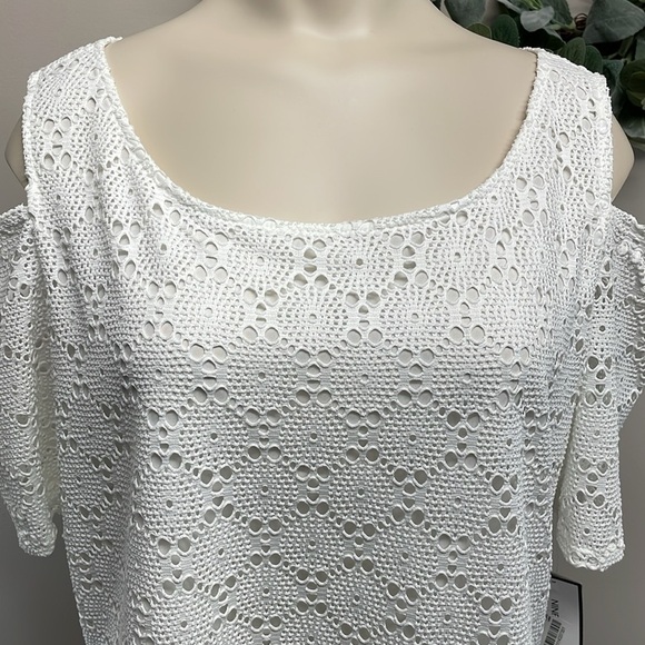 NWT Nine West Short Sleeve Cold Shoulder Crochet Lace Blouse L - Picture 2 of 15